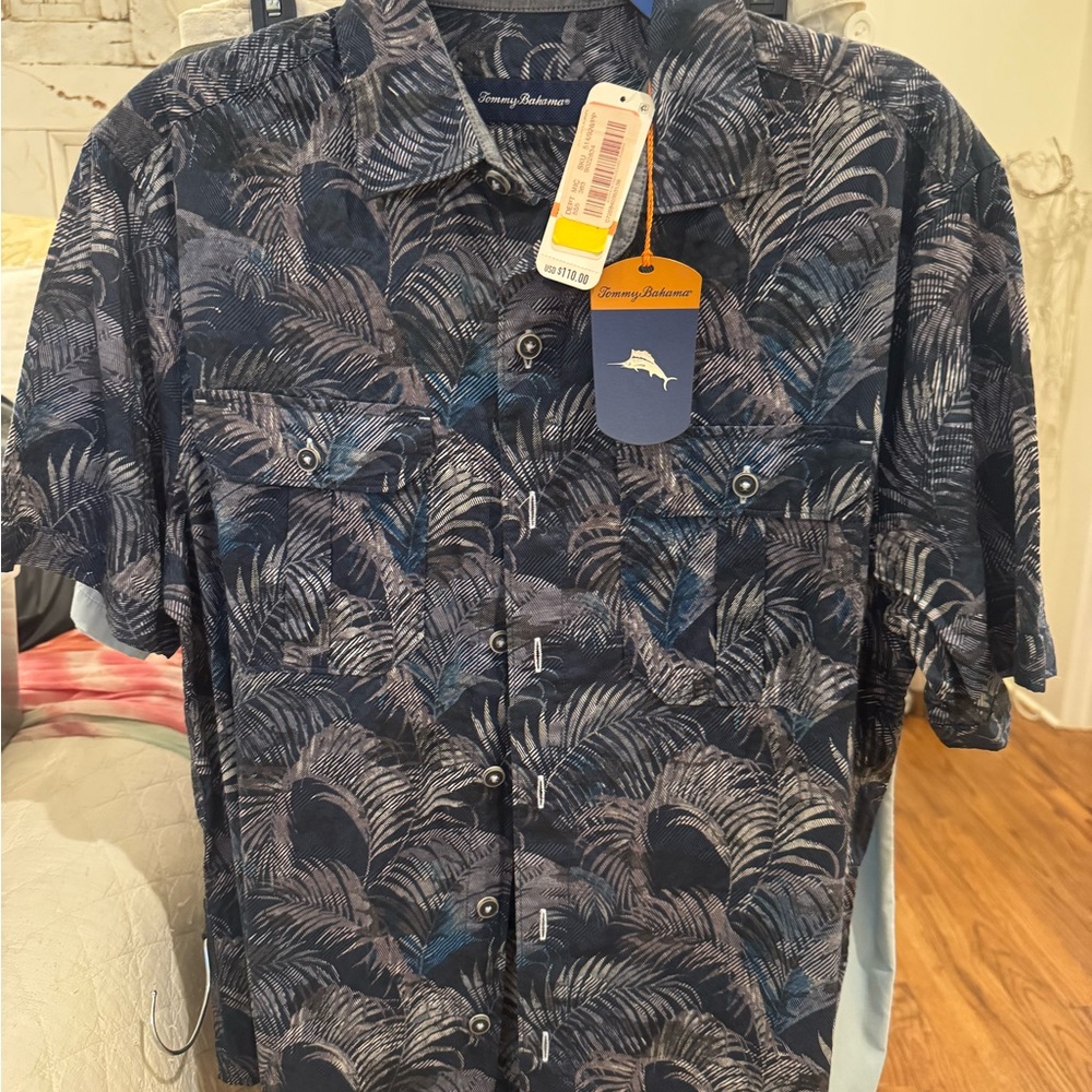 Tommy Bahama Men's Blue Shirt